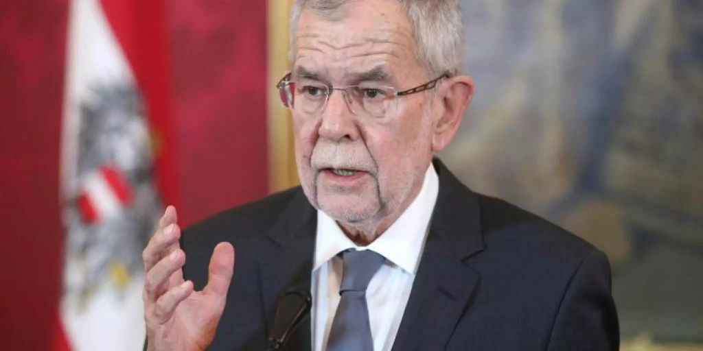 Van der Bellen hält Rede bei Trauerzeremonie für Lauda