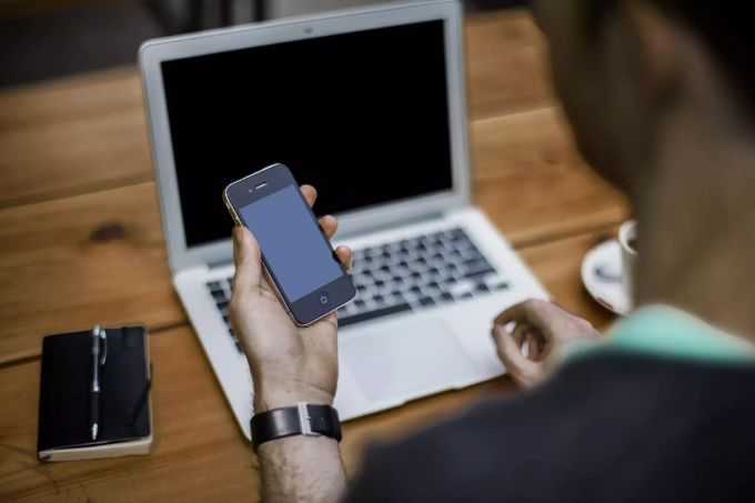 Besonders die jüngere Generation vertraut dem Staat in Sachen digitale ID mehr. Generation