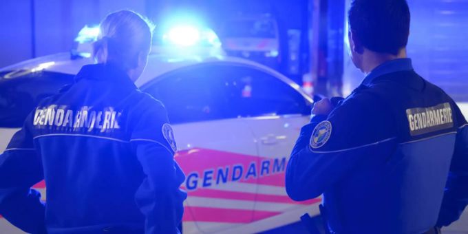 Zwei Beamte der Polizei Lausanne. Polizei Lausanne