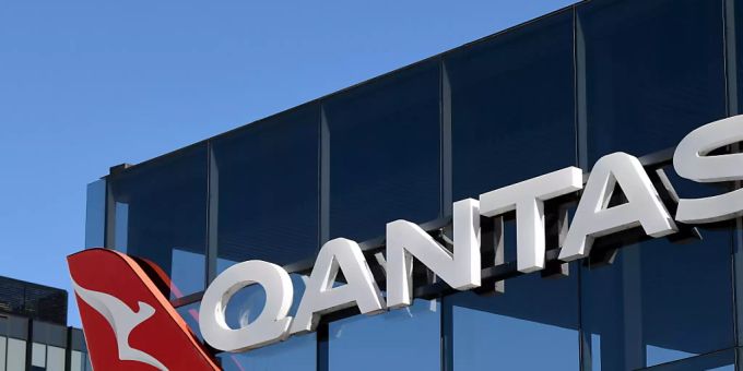 Wegen der Coronakrise streicht die australische Fluggesellschaft Qantas Airways 6000 Stellen. (Archivbild) qantas airways