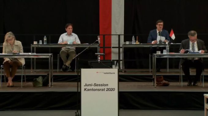 Zweitägige Session des Kantonsrats in der Betoncoupearena.