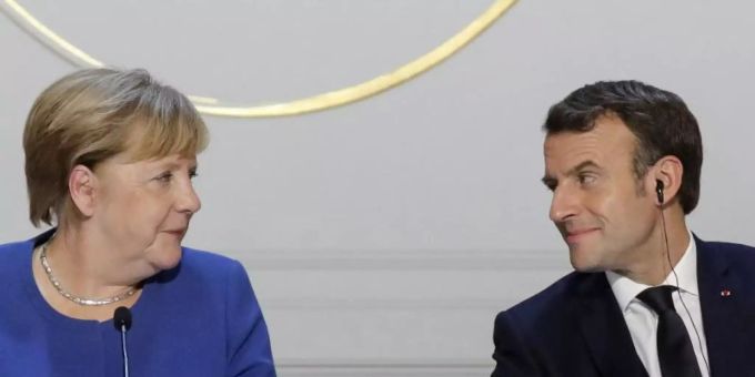 Angela Merkel und Emmanuel Macron starteten eine gemeinsame Initiative für den Wiederaufbau in Europa - die «Sparsamen Vier» Österreich, Schweden, Dänemark und die Niederlande gehen auf Konfrontationskurs (Archiv). Foto: Ludovic Marin/AFP Pool/AP/dpa Angela Merkel und Emmanuel Macron starteten eine gemeinsame Initiative für den Wiederaufbau in Europa - die «Sparsamen Vier» Österreich, Schweden, Dänemark und die Niederlande gehen auf Konfrontationskurs (Archiv). Foto: Ludovic Marin/AFP Pool/AP/dpa
