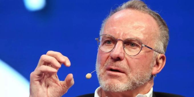 Bayern Münchens Vorstandsvorsitzender Karl-Heinz Rummenigge ist gegen die Veröffentlichung von Spielergehältern. Karl-Heinz Rummenigge