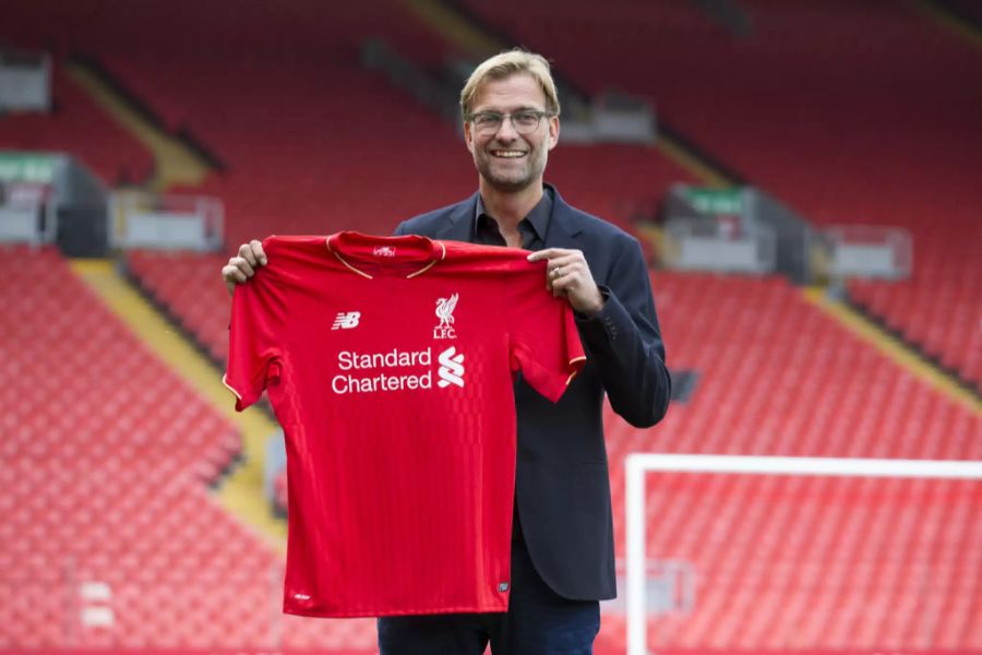 Im Oktober 2015 stellte der FC Liverpool Jürgen Klopp als neuen Cheftrainer vor.