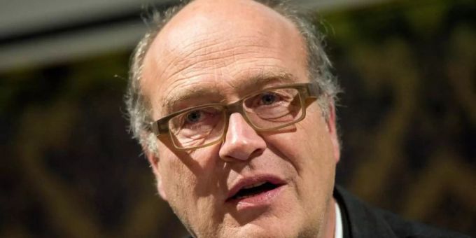 Joachim Lux gehört zu den Unterzeichnern des Briefes an Angela Merkel. Foto: picture alliance / dpa Joachim Lux gehört zu den Unterzeichnern des Briefes an Angela Merkel. Foto: picture alliance / dpa