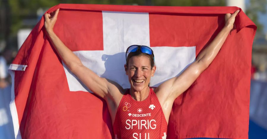 Die 38-jährige Triathletin Nicola Spirig hängt ein weiteres Jahr an.