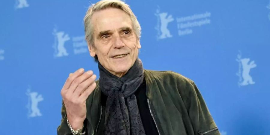Jeremy Irons steht wegen früherer Aussagen in der Kritik. Foto: Britta Pedersen/dpa-Zentralbild/dpa