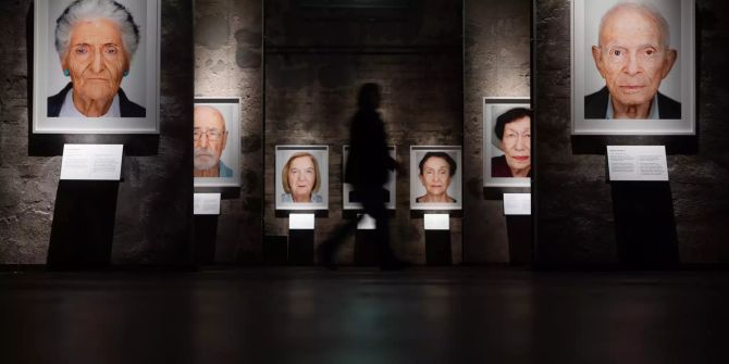 Ausstellung "Survivors"  in Essen