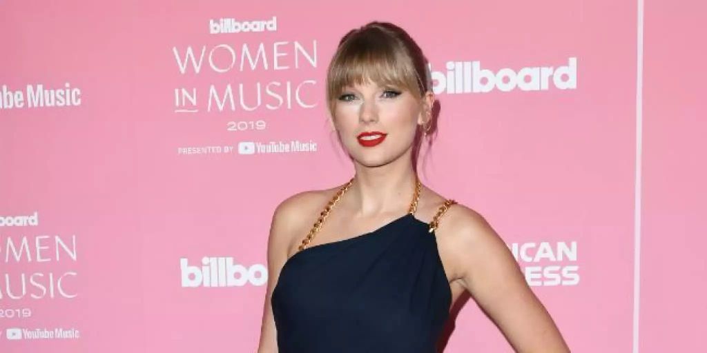 Taylor Swift's surprise song at Seattle concert hypes next potential  'Taylor's Version' album