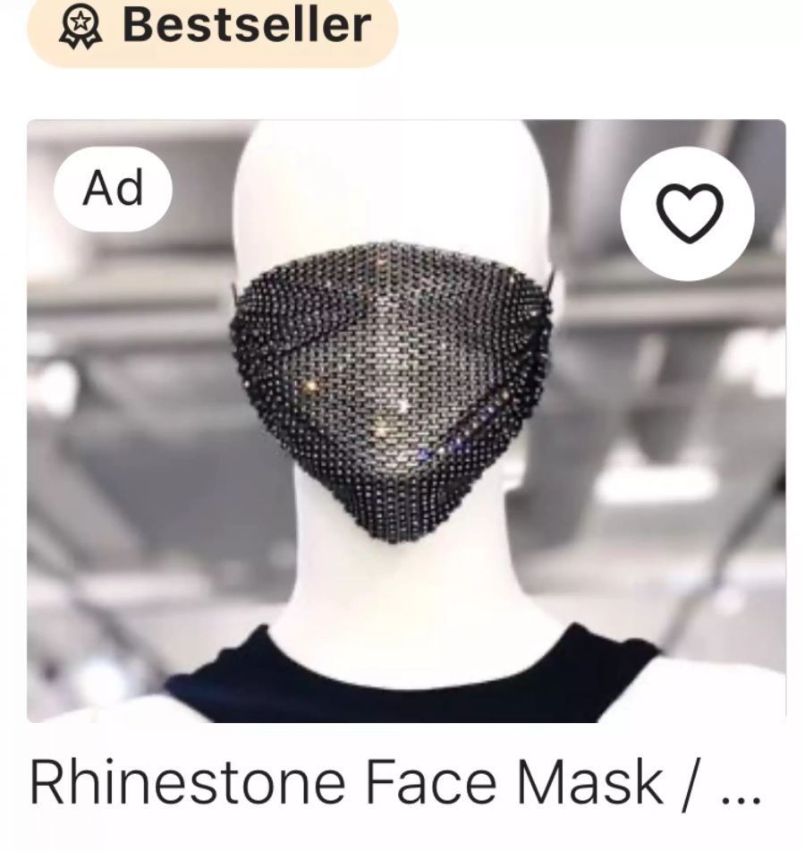 Auch auf der Plattform Etsy werden Masken aus Glitzersteinen verkauft.