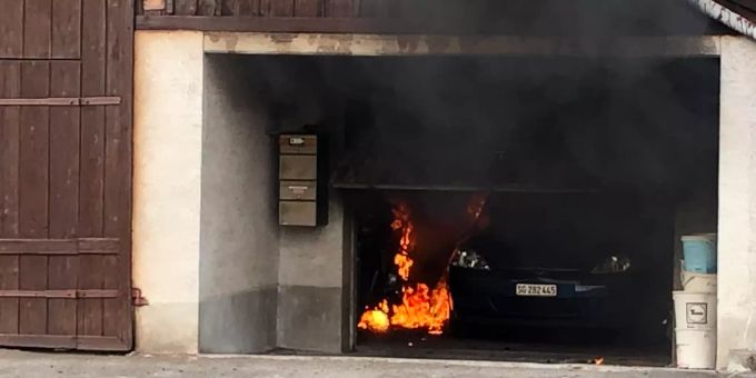 Brand in Garage. Brand in Garage