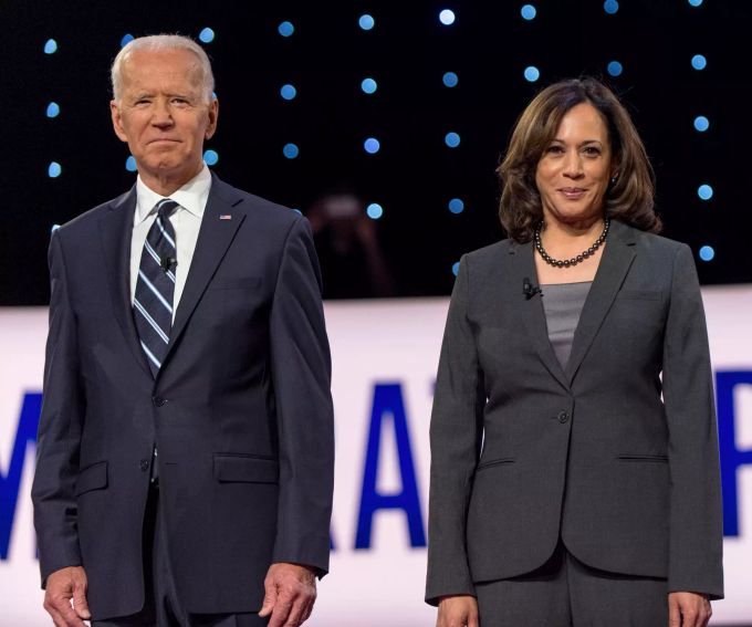 Joe Biden tritt im November zusammen mit Kamala Harris gegen Donald Trump an. joe biden kamala harris