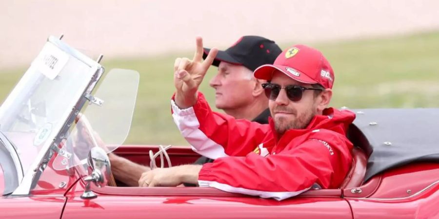 Mutmacher: Sebastian Vettel 2019 bei der Fahrerparade vor dem Start zum Grossen Preis von Grossbritannien. Foto: David Davies/PA Wire/dpa