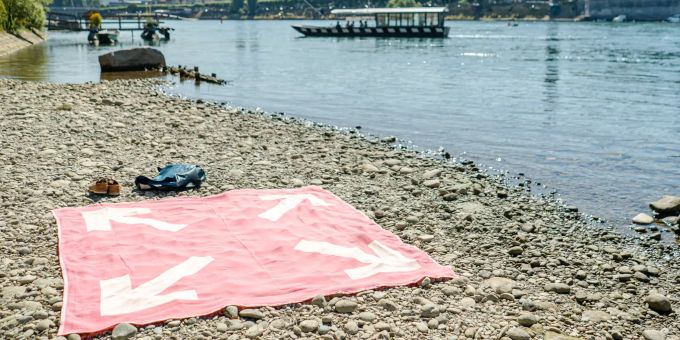 Basel-Stadt verschenkt 300 Seifenboss-Strandtücher. Basel-Stadt verschenkt 300 Seifenboss-Strandtücher