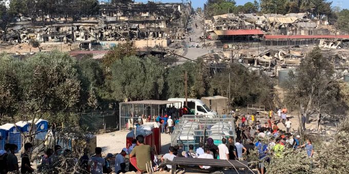 Exklusive Bilder - So schlimm steht es nach Mega-Brand um Moria
