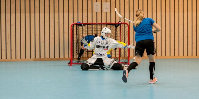 Training der Kloten-Dietlikon Jets Frauen. Training der Kloten-Dietlikon Jets Frauen.