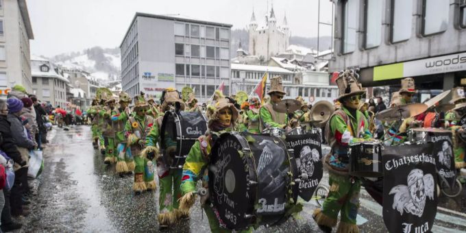 Buntes Treiben an der Fasnacht, am Sonntag, 1. Februar 2015, in Thun. Fasnacht Thun