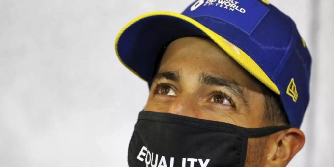 Holte in der Eifel seinen ersten Podestplatz für Renault: Daniel Ricciardo. Foto: Xpbimages.Com/POOL xpbimages.com/AP/dpa Holte in der Eifel seinen ersten Podestplatz für Renault: Daniel Ricciardo. Foto: Xpbimages.Com/POOL xpbimages.com/AP/dpa