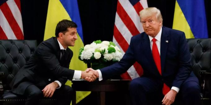 US-Präsident Donald Trump und sein ukrainischer Amtskollege Wolodymyr Selenskyj in New York. DONALD