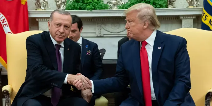 So Macht Donald Trump Prasident Erdogan Den Hof