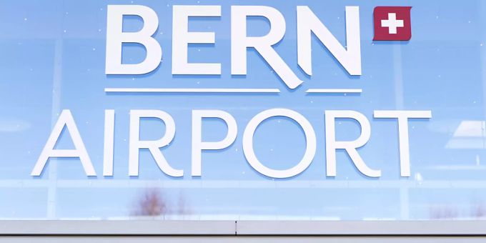 Der Flughafen Bern setzt auf Crowdfunding, um wieder Linienflüge in die Luft zu bringen. (Archivbild) airport bern