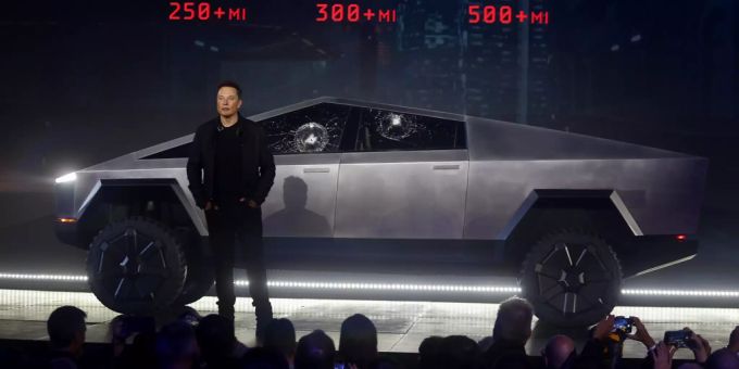 Tesla-Chef Elon Musk stellt den Cybertruck vor. cybertruck
