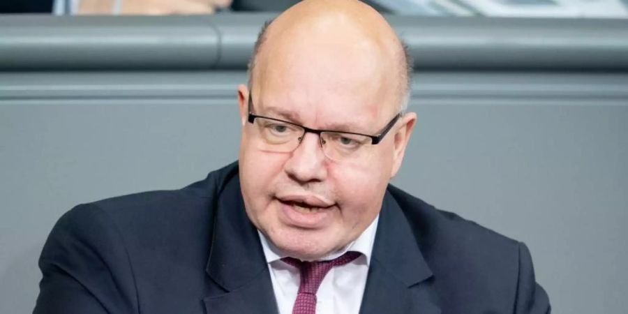 Bundeswirtschaftminister Peter Altmaier (CDU) hält eine Rede im Bundestag. Foto: Kay Nietfeld/dpa