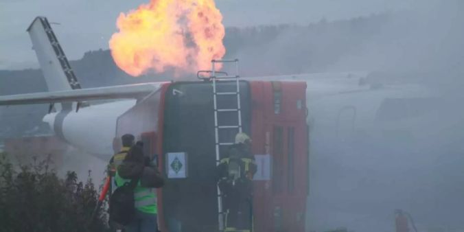 Blaulicht-Übung Flughafen Belp