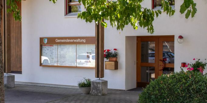 Die Gemeindeverwaltung in Kriechenwil. Die Gemeindeverwaltung in Kriechenwil.