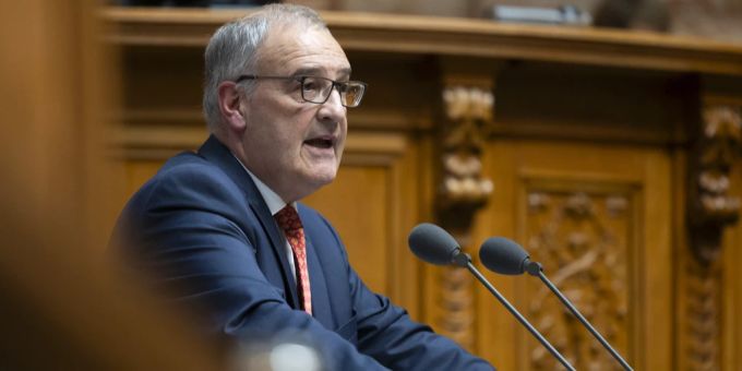 Bundesrat Guy Parmelin spricht im Nationalratssaal, 20. September 2023. Guy Parmelin Bundesrat