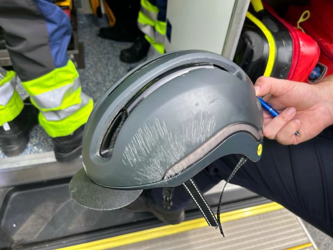 Der Fahrradhelm konnte Schlimmeres verhindern. Der Fahrradhelm