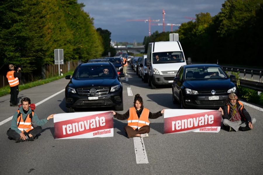 Am 4. Oktober dann die nächste Protest-Aktion auf der A1 in Lausanne.