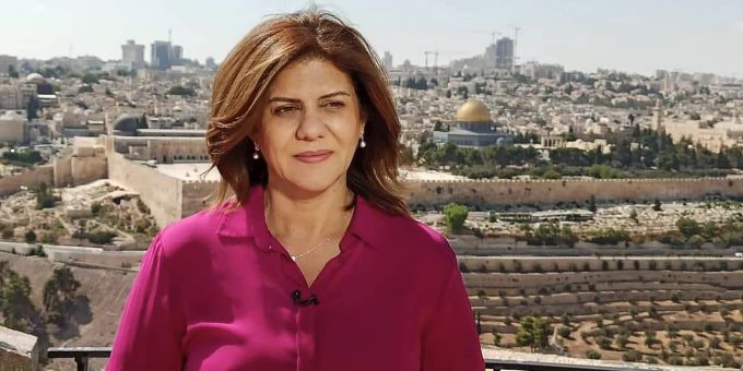 Die Journalistin Shireen Abu Akleh arbeitete für Al-Jazeera. Al Jazeera journalist Shireen Abu Akleh killed in Jenin