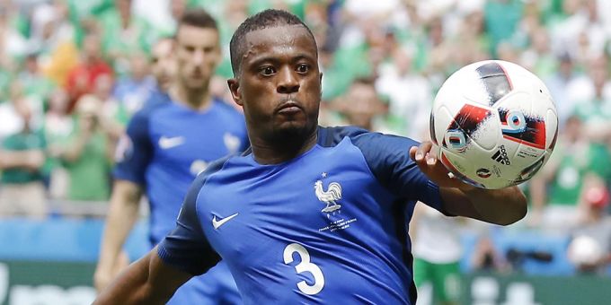 Patrice Evra im Einsatz für die französische Nationalmannschaft. Patrice Evra Frankreich