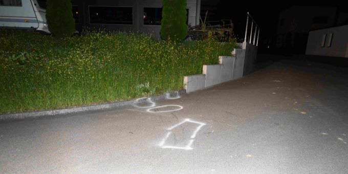 Alkoholisierter Motorradfahrer verursacht Selbstunfall.