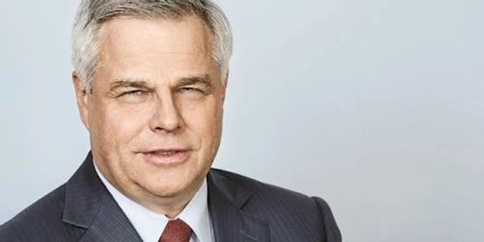 Thomas Wellauer ist der Präsident von Six. six