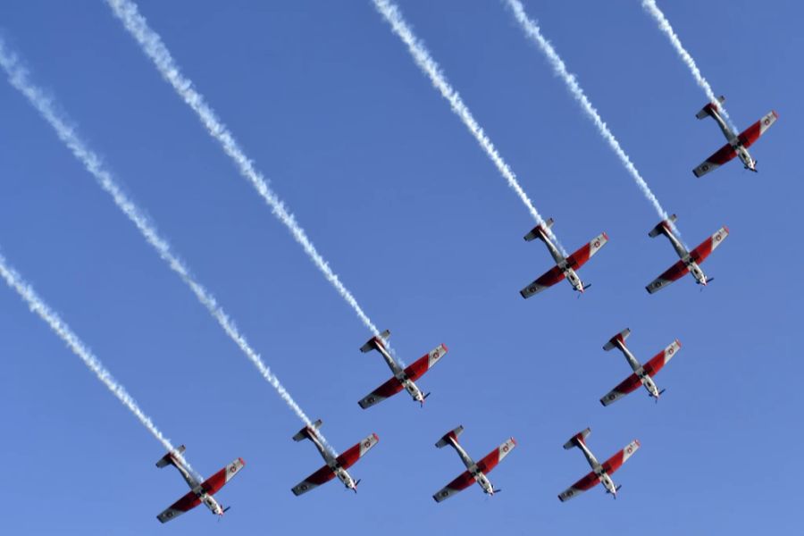 Die Flugshow am Züri Fäscht 2019.