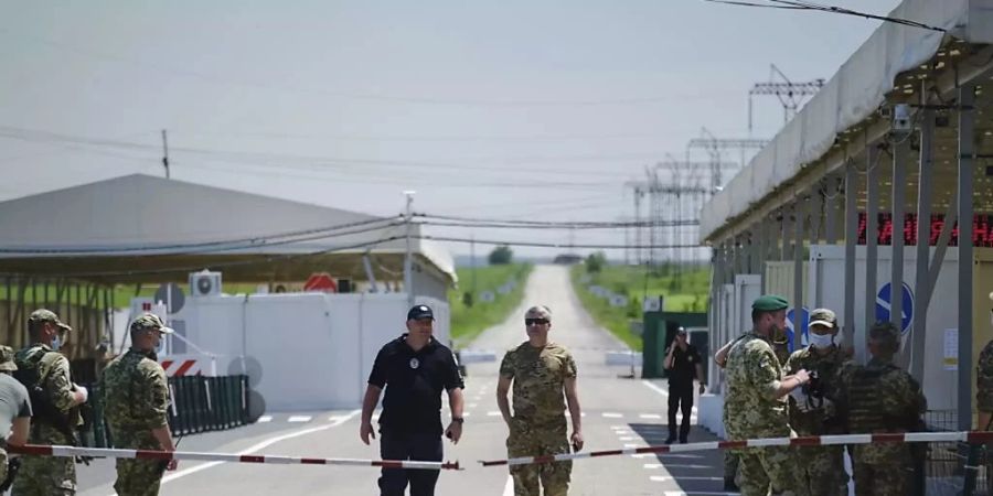 Sie sowie ein marokkanischer Söldner wurden in der nicht anerkannten «Volksrepublik Donezk» verurteilt.