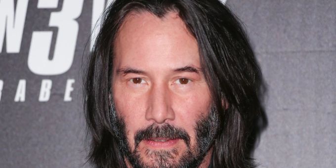 Keanu Reeves likes to make time for his followers.
