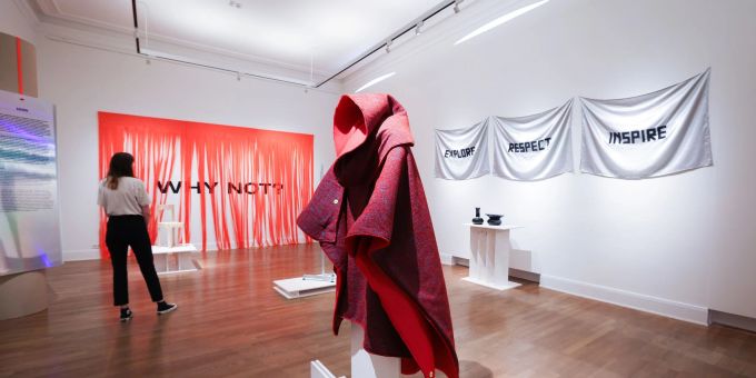 «Ask Me if I Believe in the Future»: Vier internationale Designerinnen und Designer zeigen im Museum für Kunst und Gewerbe in Hamburg bis zum 23. Oktober mit ihren Arbeiten ihre Interpretation der Zukunft, ihre Erwartungen und Visionen. «Ask Me if I Believe in the Future»: Vier internationale Designerinnen und Designer zeigen im Museum für Kunst und Gewerbe in Hamburg bis zum 23. Oktober mit ihren Arbeiten ihre Interpretation der Zukunft, ihre Erwartungen und Visionen.