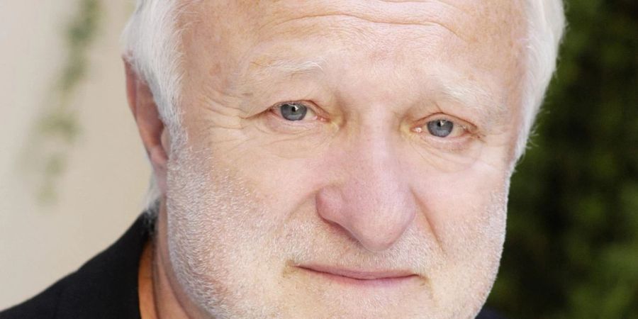Der frühere DDR-Bürgerrechtler Werner Schulz ist für seinen Einsatz für Demokratie und für die Opposition in Russland mit dem Deutschen Nationalpreis geehrt worden.