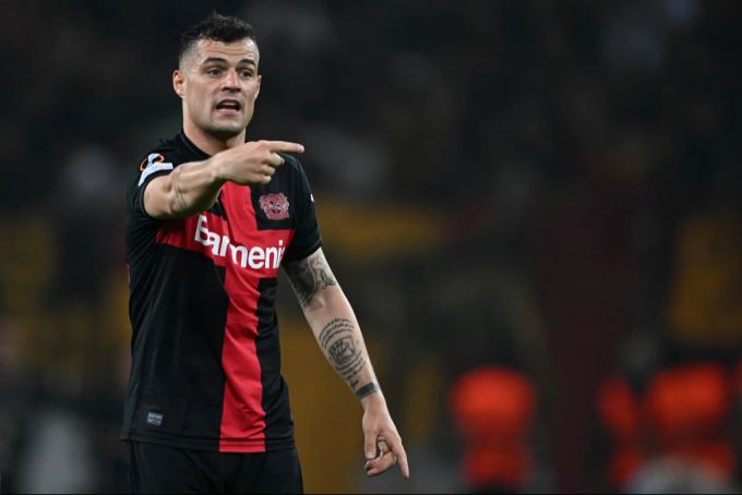 Granit Xhaka und Bayer Leverkusen müssen gegen die Roma lange kämpfen, erst in der Schlussphase gelingt die Wende. Graniz Xhaka