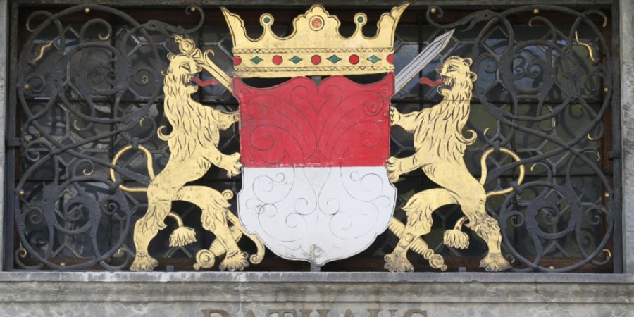 Der Solothurner Regierungsrat gleist seine Immobilienstrategie neu auf: Staatseigene Gebäude sollen im Baurecht abgegeben werden. So spart sich der Kanton die Ausgaben für den Unterha...