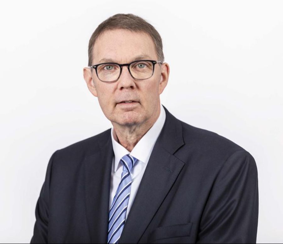 Peter V Kunz