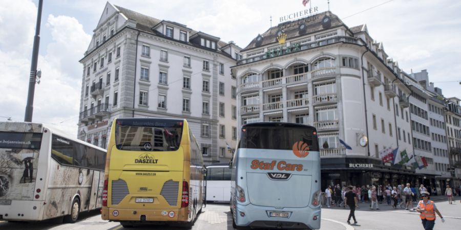 Die «Citylink»-Initiative will Reisebusse dank eines neuen Parkplatzes in Ibach aus der Luzerner Innenstadt fernhalten. (Archivaufnahme)