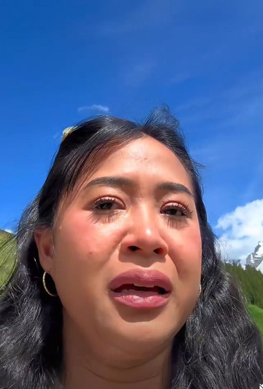Der Anblick von Mürren BE rührte die philippinische Influencerin Nana Silayro zu Tränen.