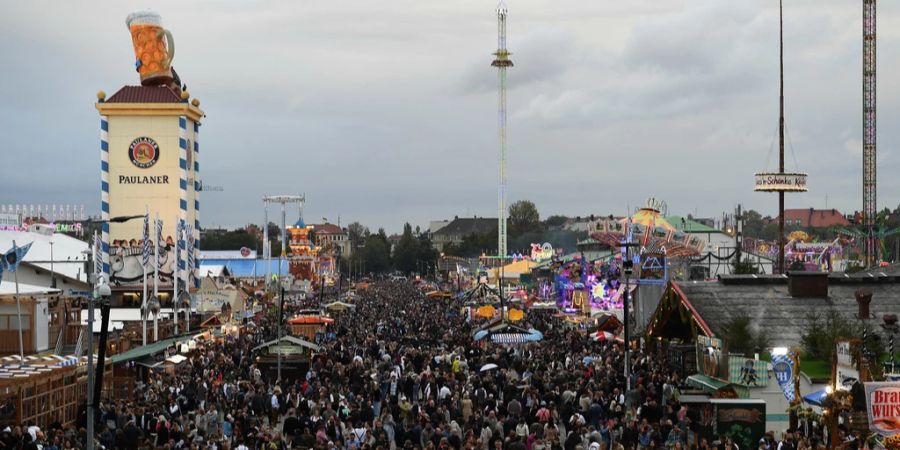 Rund sechs Millionen Besucherinnen und Besucher werden für das 16-tägige Volksfest erwartet.