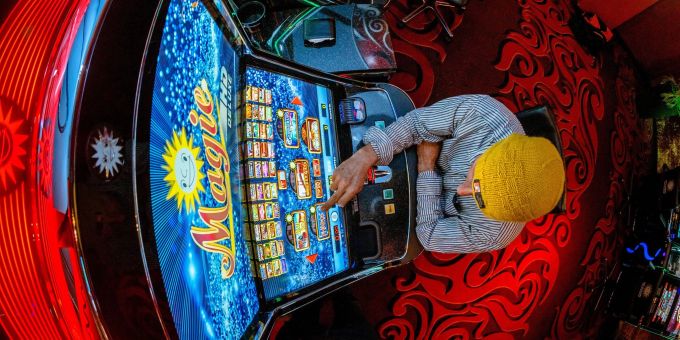 Spielsucht: Eine Herausforderung für die Finanzen, vor allem aber für die Betroffenen und ihre Angehörigen. Finanzen