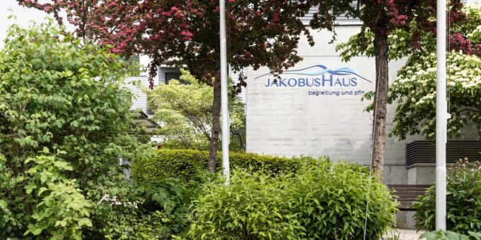 Auf der Website des Jakobushauses Thürnen sind mehrere Stellen ausgeschrieben. (Symbolbild) onlinereports basel