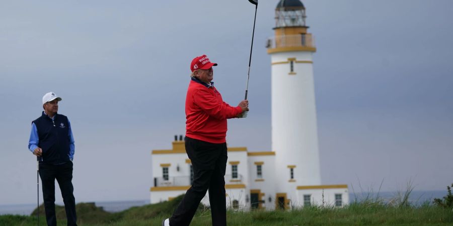 In Schottland entsteht derzeit ein weiterer Golfplatz Trumps. (Archivbild)